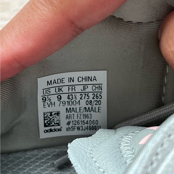 Adidas Mens Ozweego Metal Gray Size 9.5 - Picture 6 of 6
